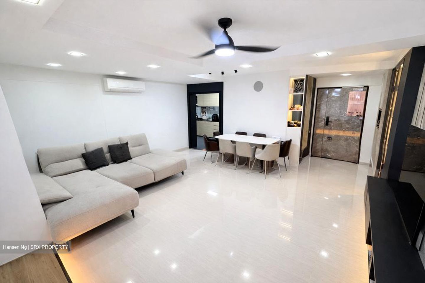 Blk 301B Anchorvale Drive (Sengkang), HDB 5 Rooms #529360221